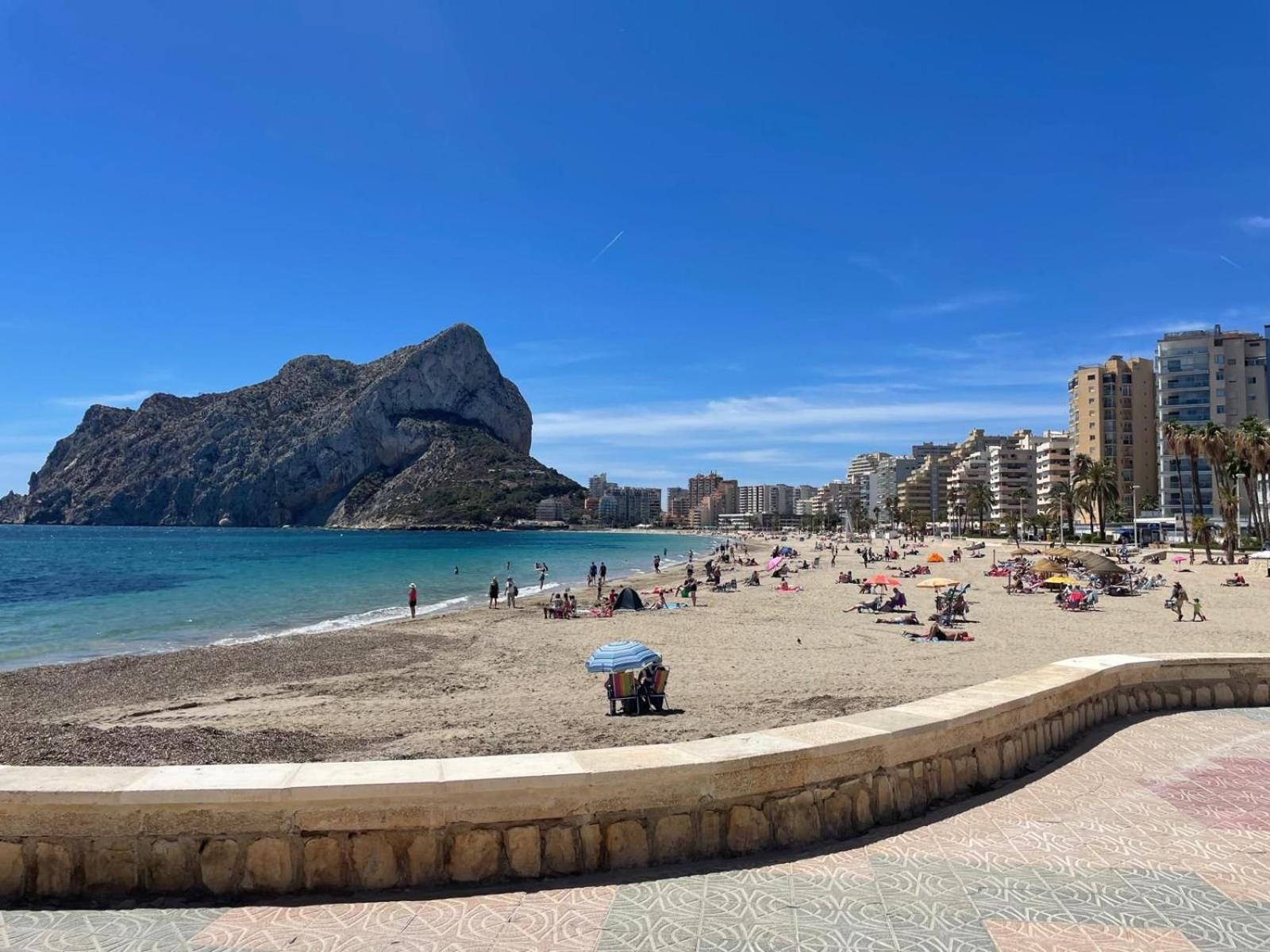 Eerstelijns Appartement Vive Cada Momento Zeezicht En Pal Aan De Boulevard En Strand Calpe, Toplocatie Eksteriør billede