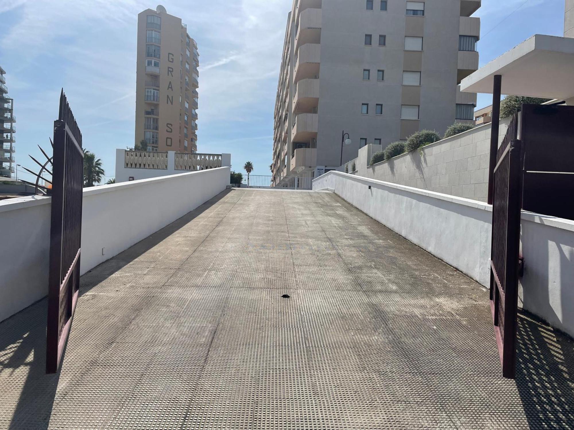 Eerstelijns Appartement Vive Cada Momento Zeezicht En Pal Aan De Boulevard En Strand Calpe, Toplocatie Eksteriør billede